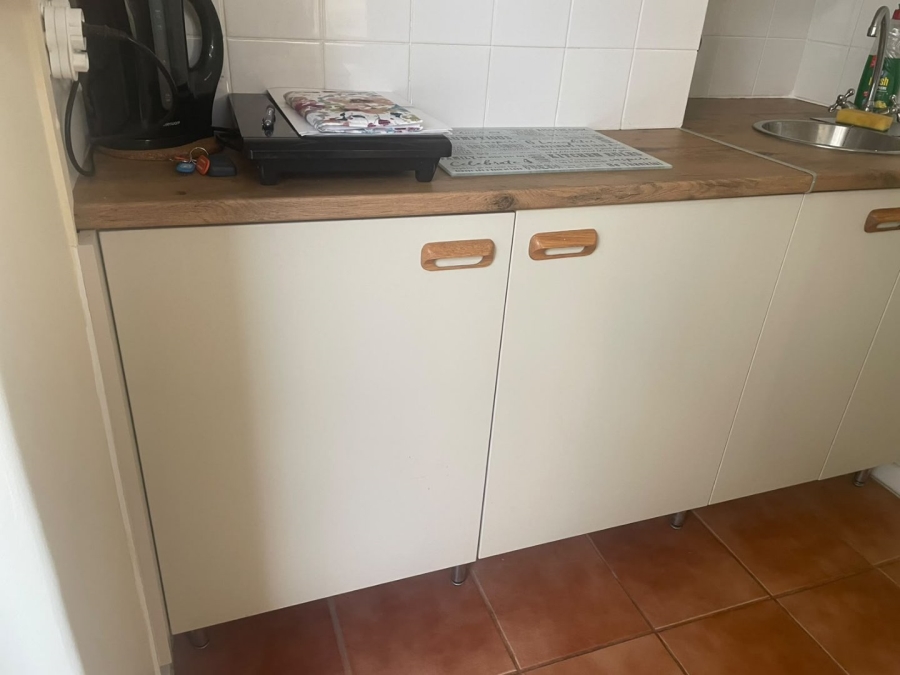 To Let 1 Bedroom Property for Rent in Fish Hoek Western Cape